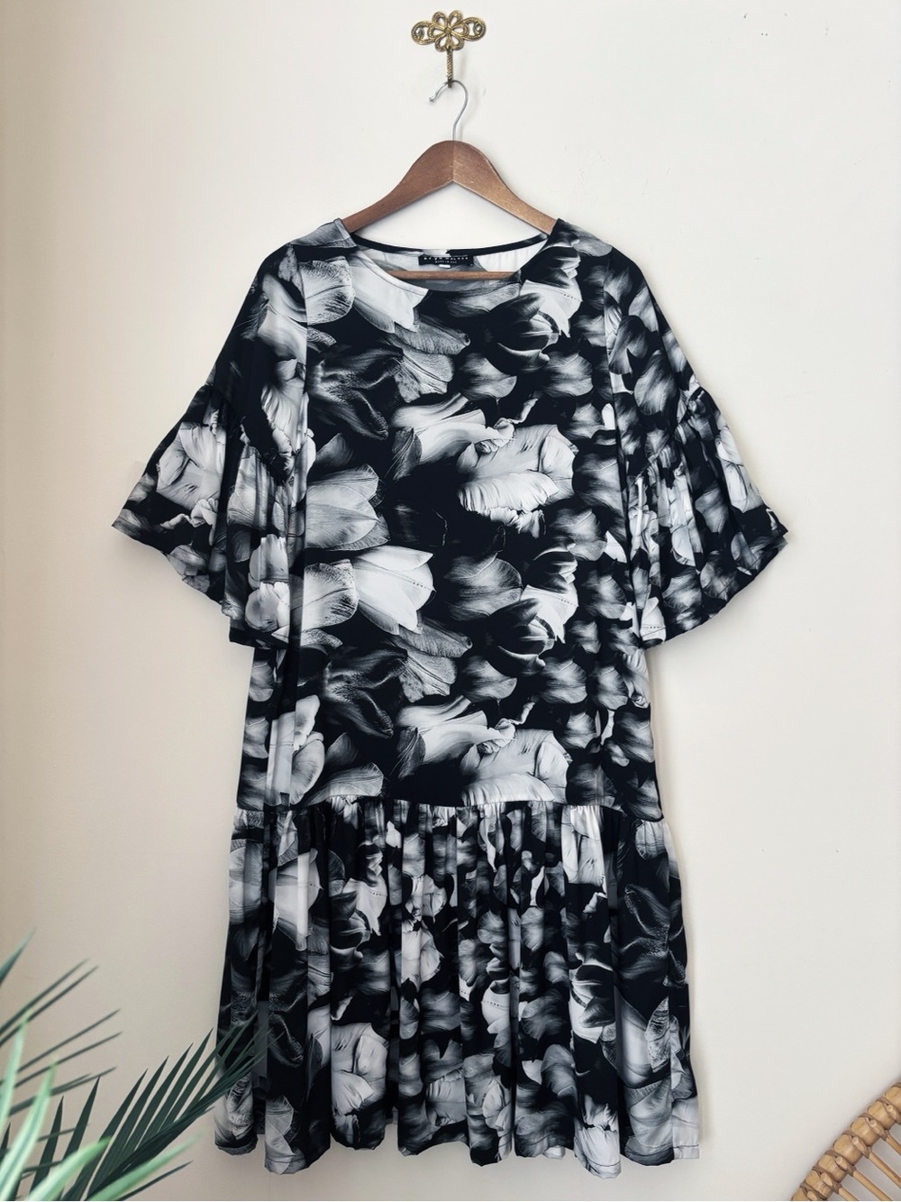 Bryn Walker Monochrome Floral Drop Waist Dress Small